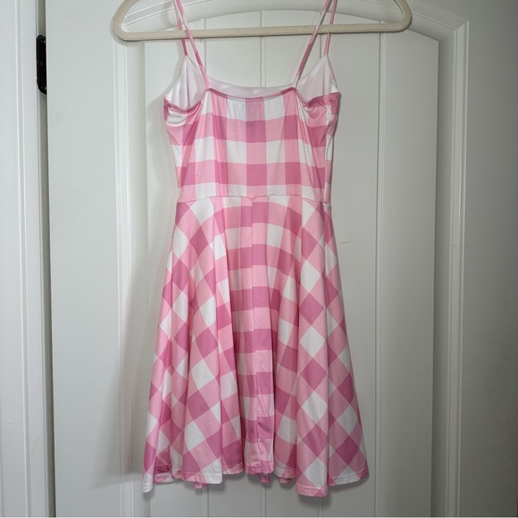 Beach Barbie Costume - Picture 4 of 5